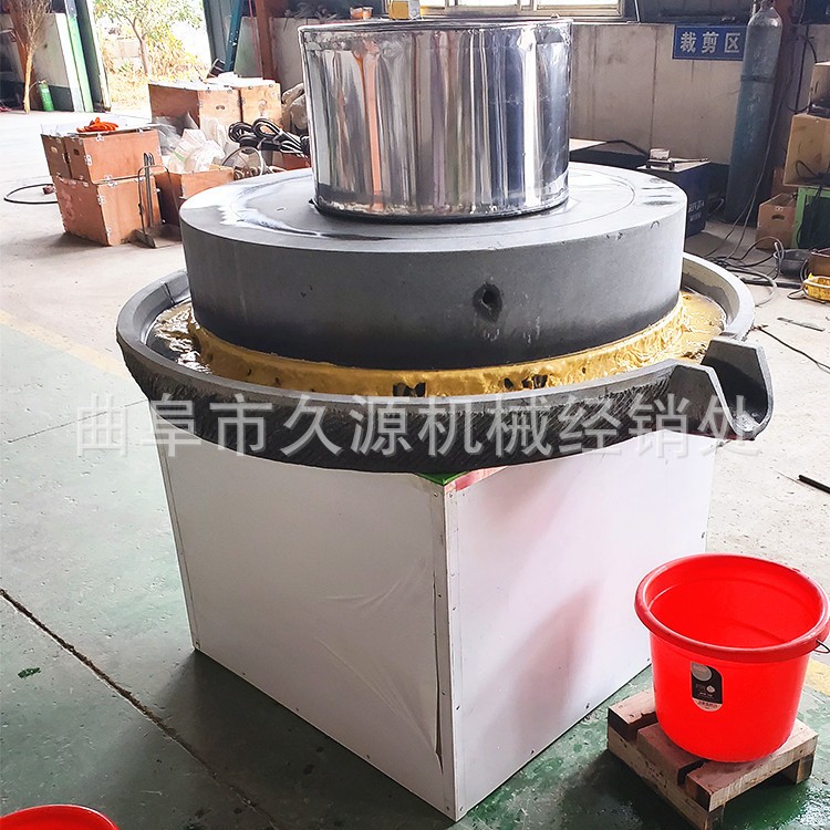 農(nóng)家樂玉米面石磨磨粉機(jī) 電動(dòng)石磨豆?jié){機(jī) 麩面分離面粉石磨價(jià)格