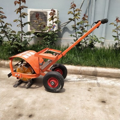 新型農(nóng)用除草機(jī)電動(dòng)鋤草機(jī)小型開(kāi)荒開(kāi)溝松土充電式